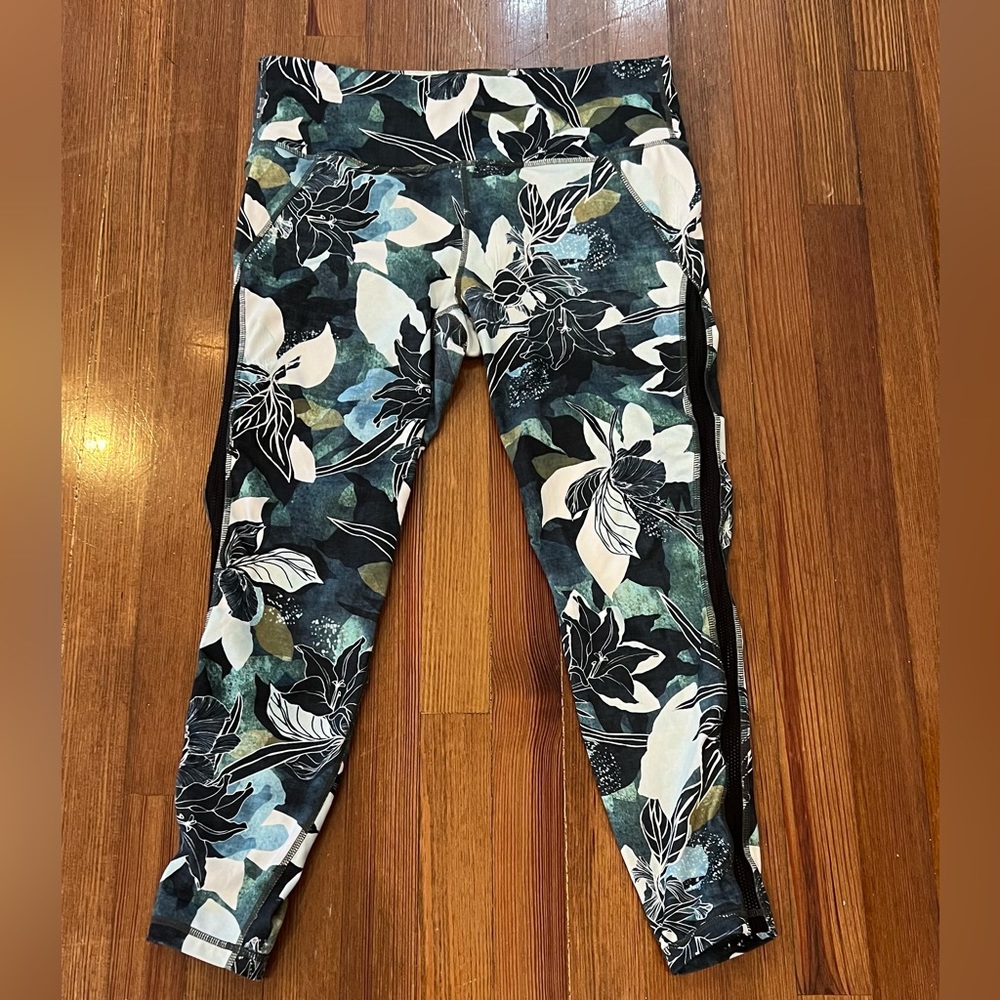 Athleta Floral 7/8 Leggings